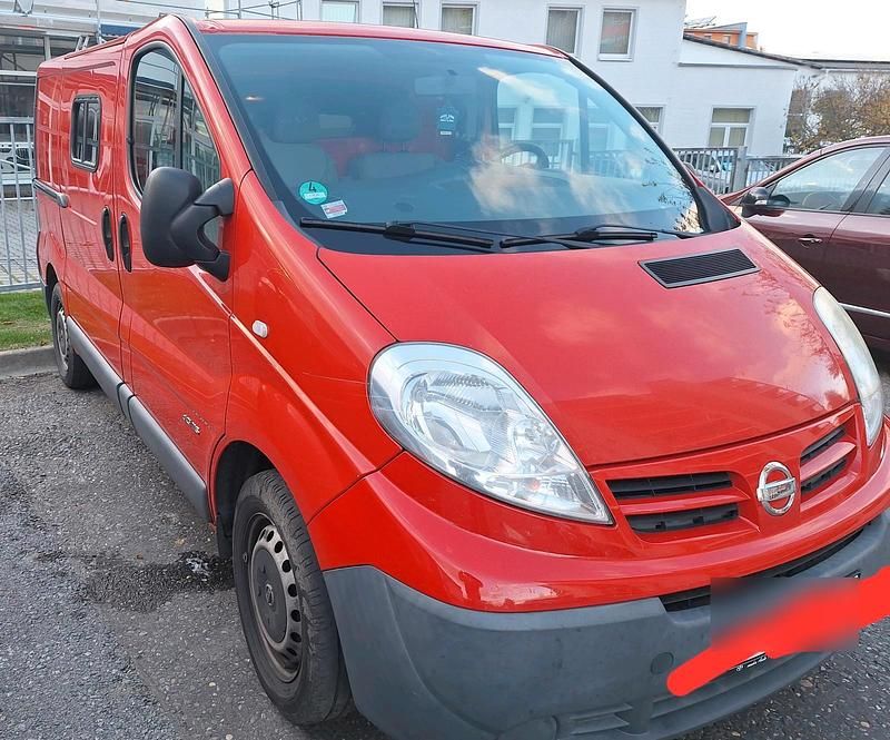 Gebraucht Nissan Primastar 2015 Rot Van / Kleinbus