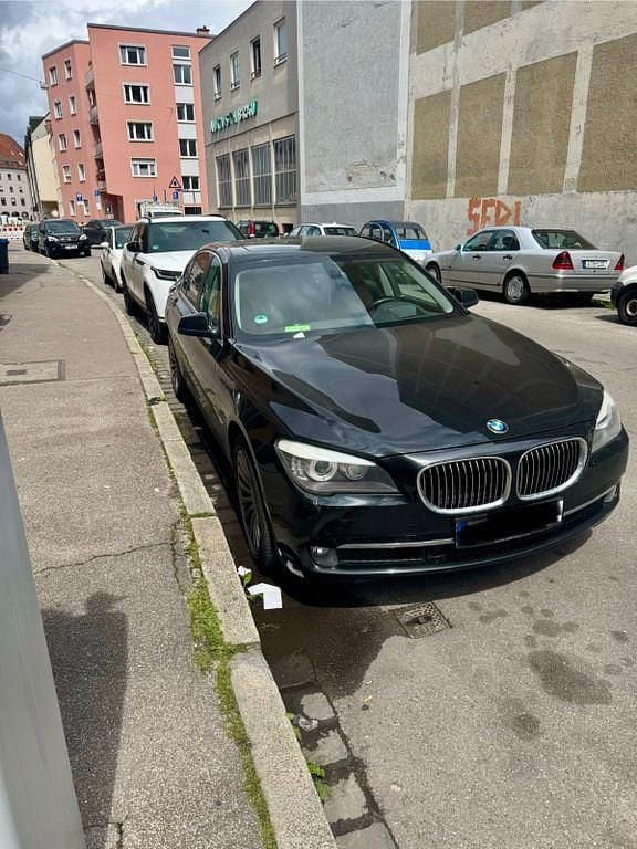 Gebraucht BMW 730 Performance 245 PS (180 kW) 2010 Schwarz Limousine