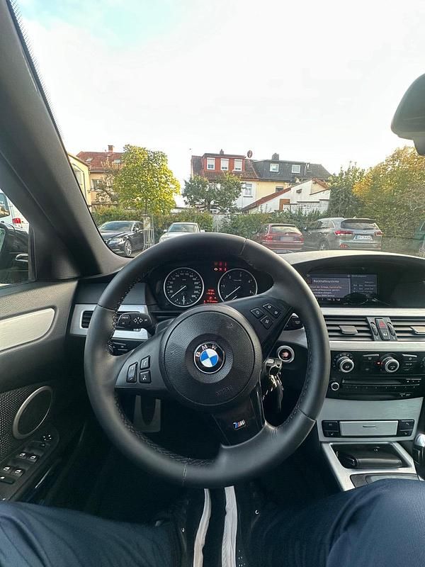 Gebraucht BMW 530 Shadowline 235 PS (172 kW) 2007 Blau Kombi