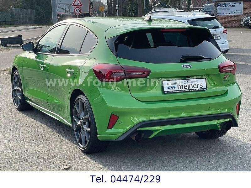 Gebraucht Ford Focus ST 280 PS (205 kW) 2022 Grün Limousine