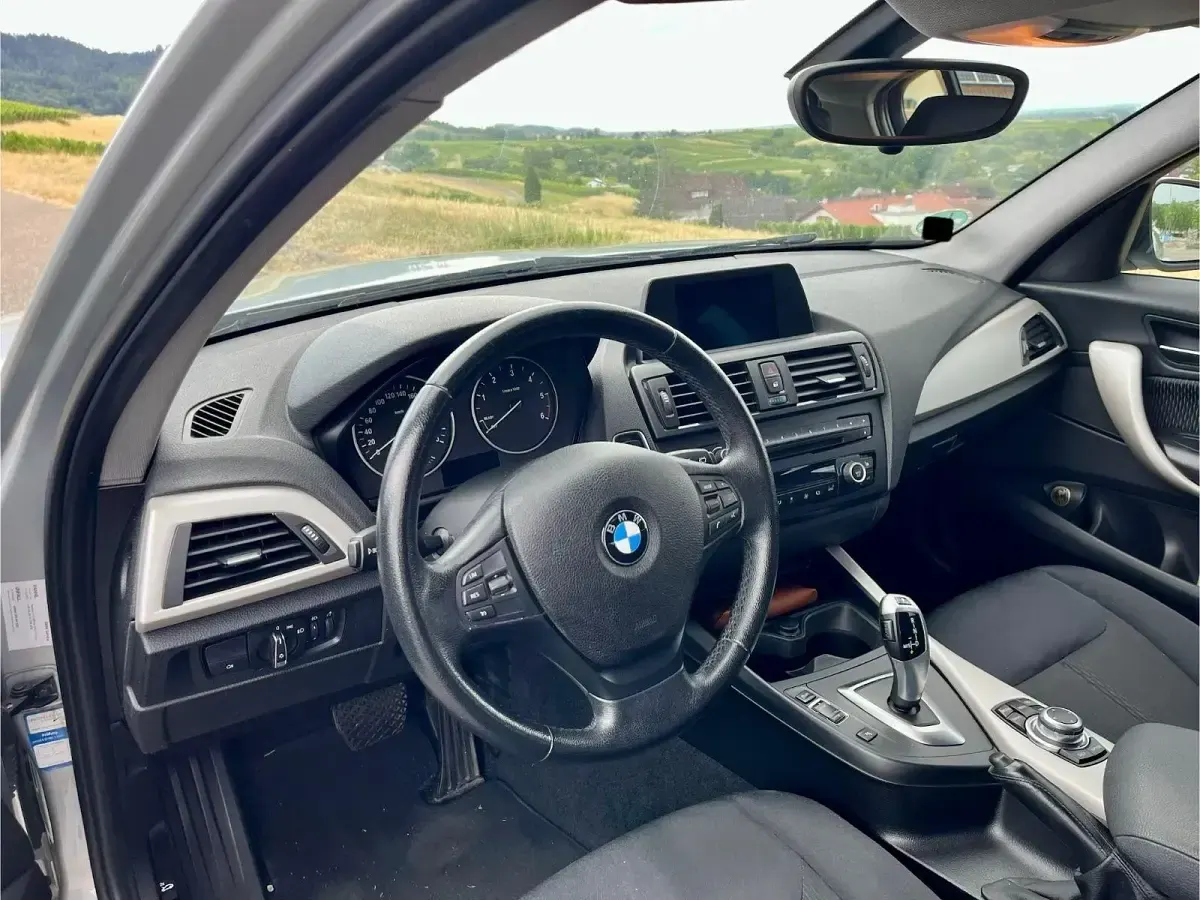Gebraucht BMW 116 Efficient Dynamics 116 PS (85 kW) 2014 Silber Kleinwagen