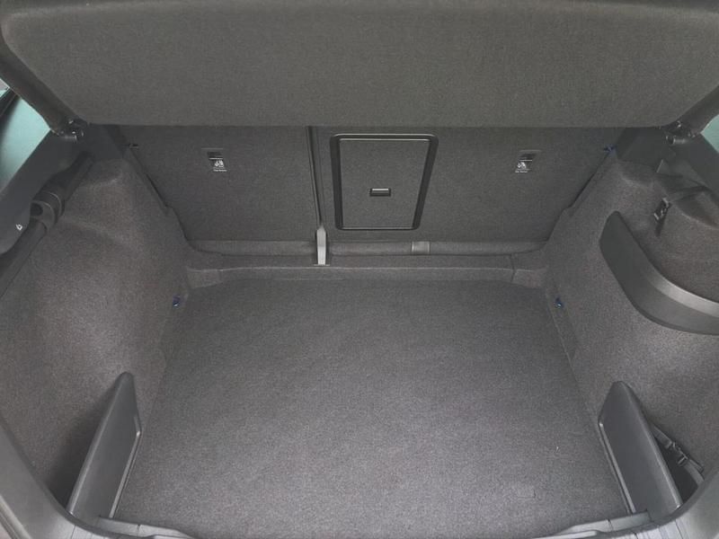 Gebraucht Skoda Karoq Selection 150 PS (110 kW) 2025 SUV