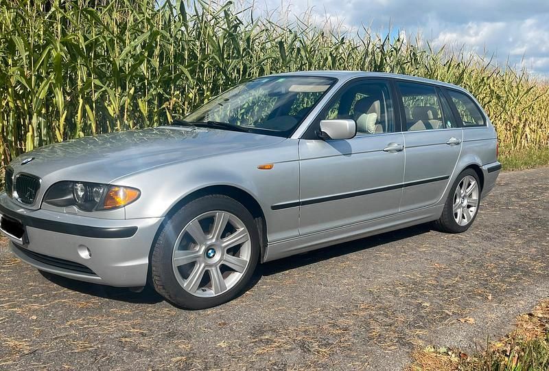 Gebraucht BMW 325 192 PS (141 kW) 2002 Silber Kombi