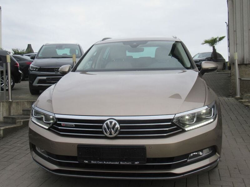 Gold Gebraucht 2016 VW Passat Highline Kombi | 20.790 € (Guter Preis) - Bild 1/4
