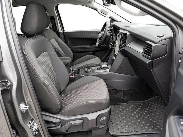 Gebraucht VW Amarok Life 205 PS (150 kW) 2024 Dark grey metallic Pickup