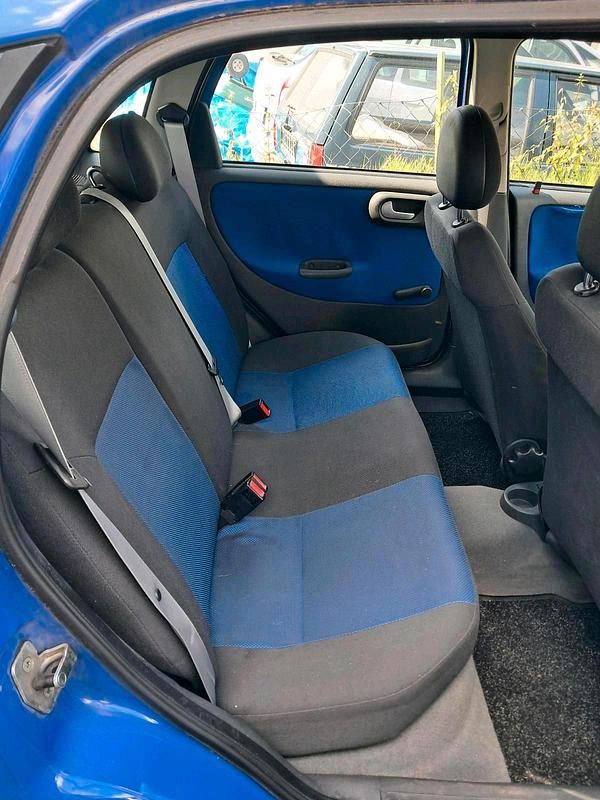 Gebraucht Opel Corsa 60 PS (44 kW) 2005 Blau Kleinwagen
