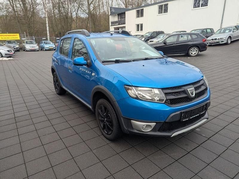 Gebraucht Dacia Sandero Stepway 90 PS (66 kW) 2017 Blau Limousine