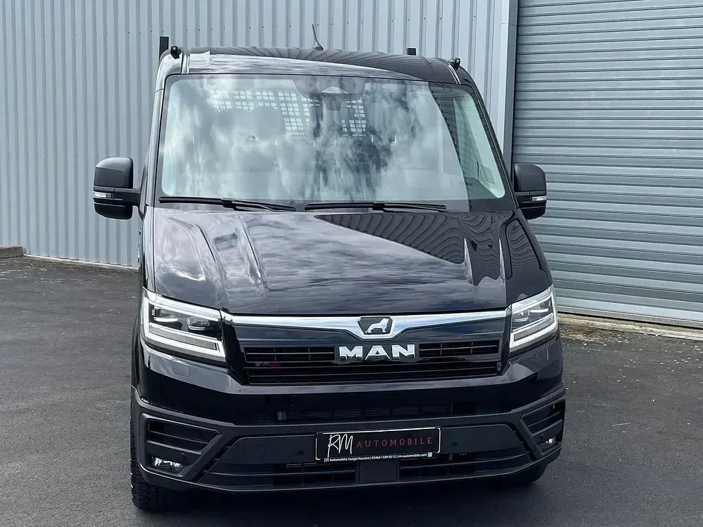 Neu MAN TGE 177 PS (130 kW) 2026 Schwarz Van