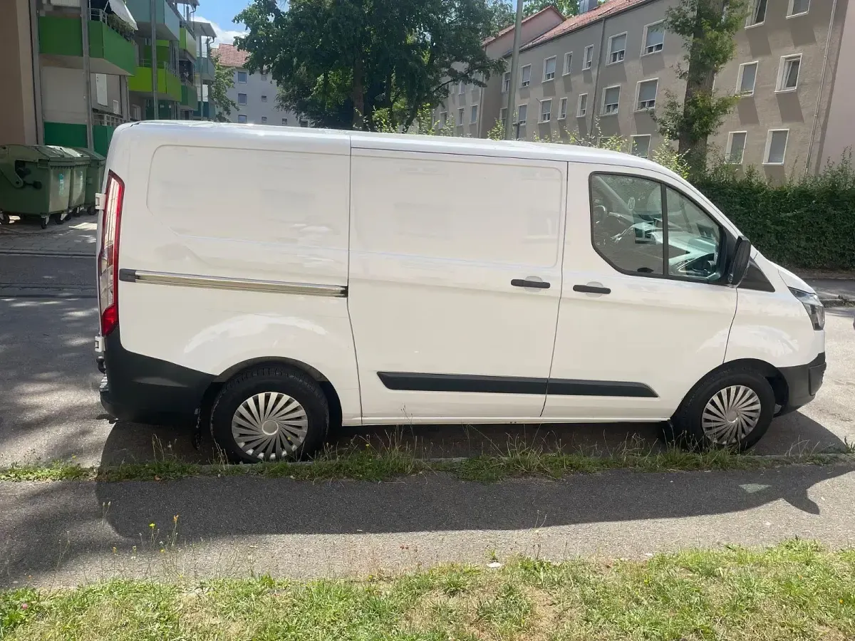 Gebraucht Ford Transit Custom 101 PS (74 kW) 2014 Weiß Van