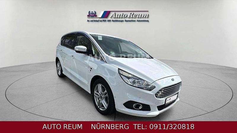Gebraucht Ford S-MAX Titanium 150 PS (110 kW) 2016 Weiß Van / Kleinbus