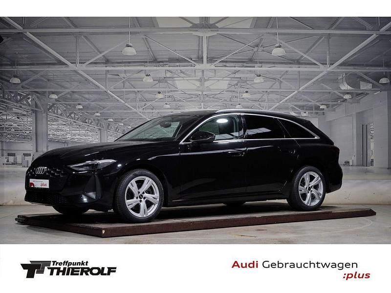 Gebraucht Audi A5 Sport 150 PS (110 kW) 2025 Mythosschwarz metallic Kombi
