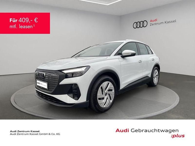 Gletscherweiß metallic Gebraucht 2022 Audi Q4 e-tron Sport SUV | 26.490 € (Fairer Preis) - Bild 1/2