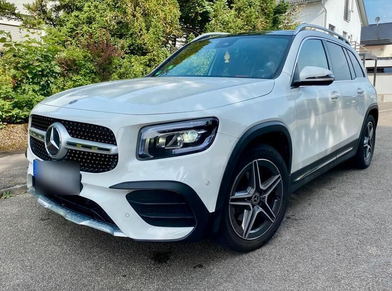 Weiß Gebraucht 2020 Mercedes GLB200 SUV | 29.800 € - Bild 1/4