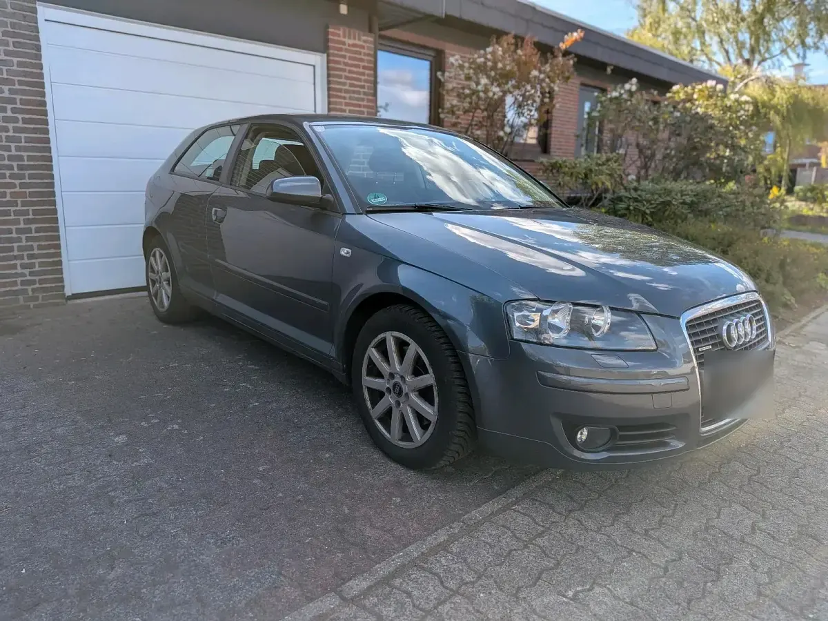 Gebraucht Audi 200 Basis 200 PS (147 kW) 2005 Grau Limousine