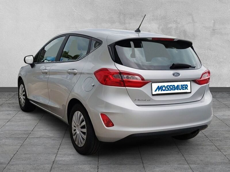 Gebraucht Ford Fiesta Trend 86 PS (63 kW) 2017 Silber Kleinwagen