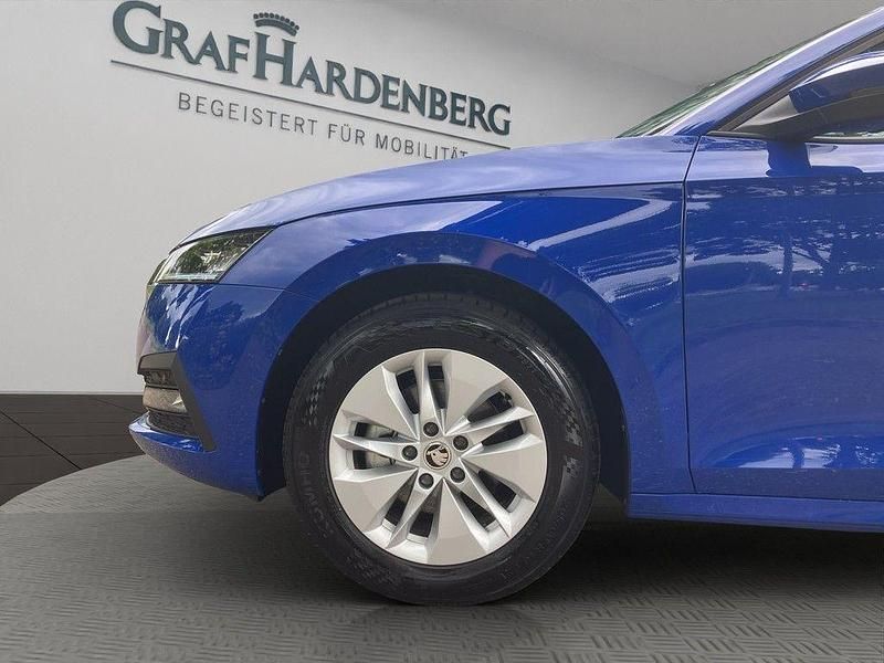 Gebraucht Skoda Octavia Ambition 110 PS (80 kW) 2024 Blau Kombi
