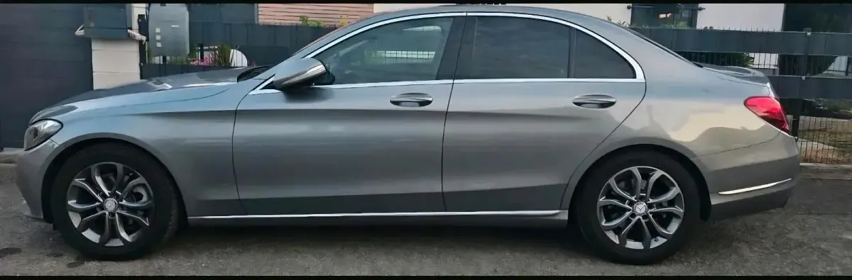 Gebraucht Mercedes C180 Avantgarde 156 PS (114 kW) 2014 Silber Limousine