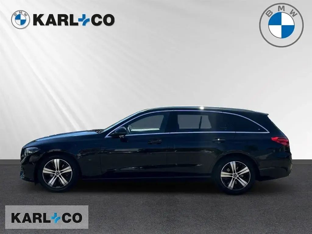 Gebraucht Mercedes C220 200 PS (147 kW) 2024 Schwarz Kombi
