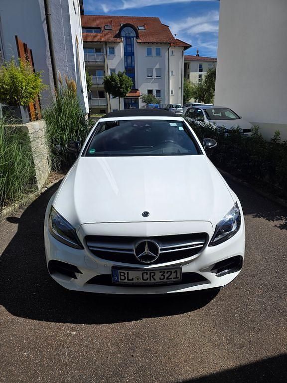 Weiß Gebraucht 2019 Mercedes C43 AMG AMG Cabrio | 48.500 € (Fairer Preis) - Bild 1/4