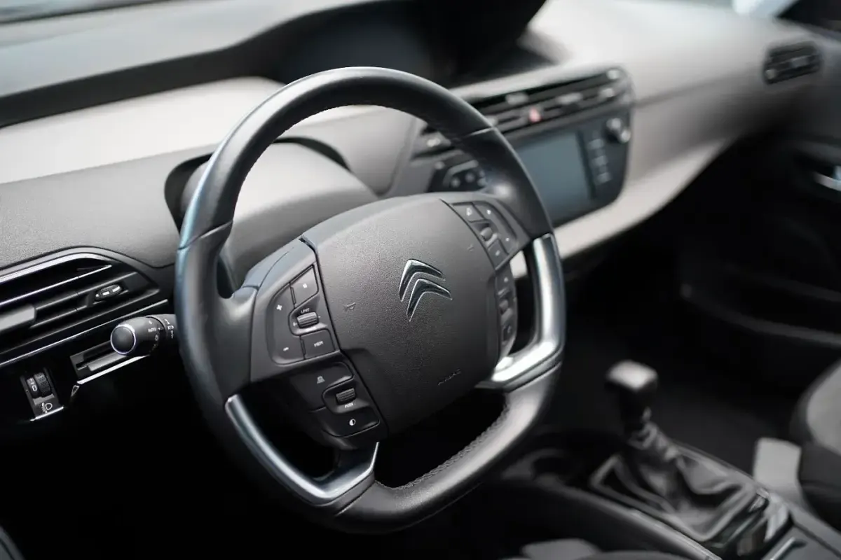 Gebraucht Citroën C4 Picasso PureTech 131 PS (96 kW) 2019 Platinum grau Van / Kleinbus