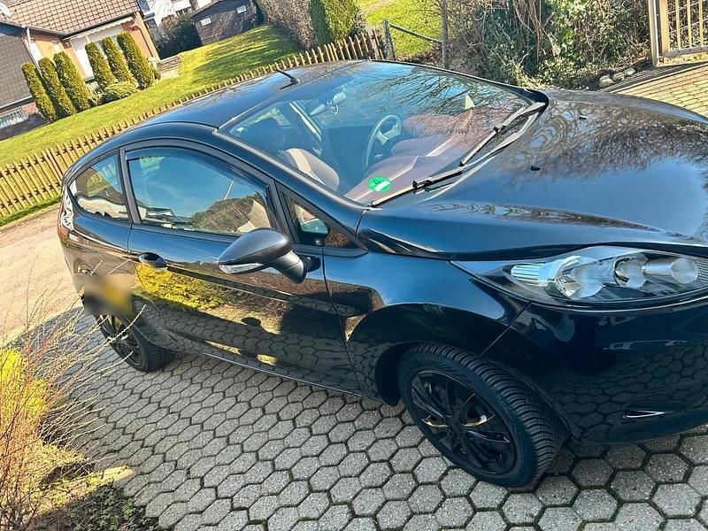 Gebraucht Ford Fiesta 82 PS (60 kW) 2009 Schwarz Kleinwagen
