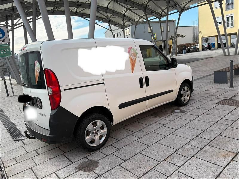 Gebraucht Fiat Doblò 2013 Weiß Van / Kleinbus