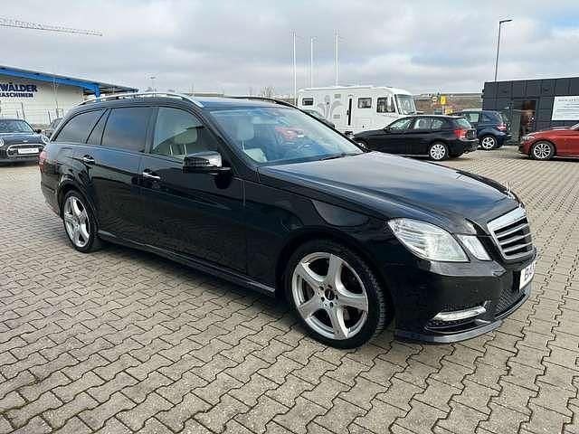 Gebraucht Mercedes E500 Avantgarde 408 PS (300 kW) 2012 Schwarz Kombi
