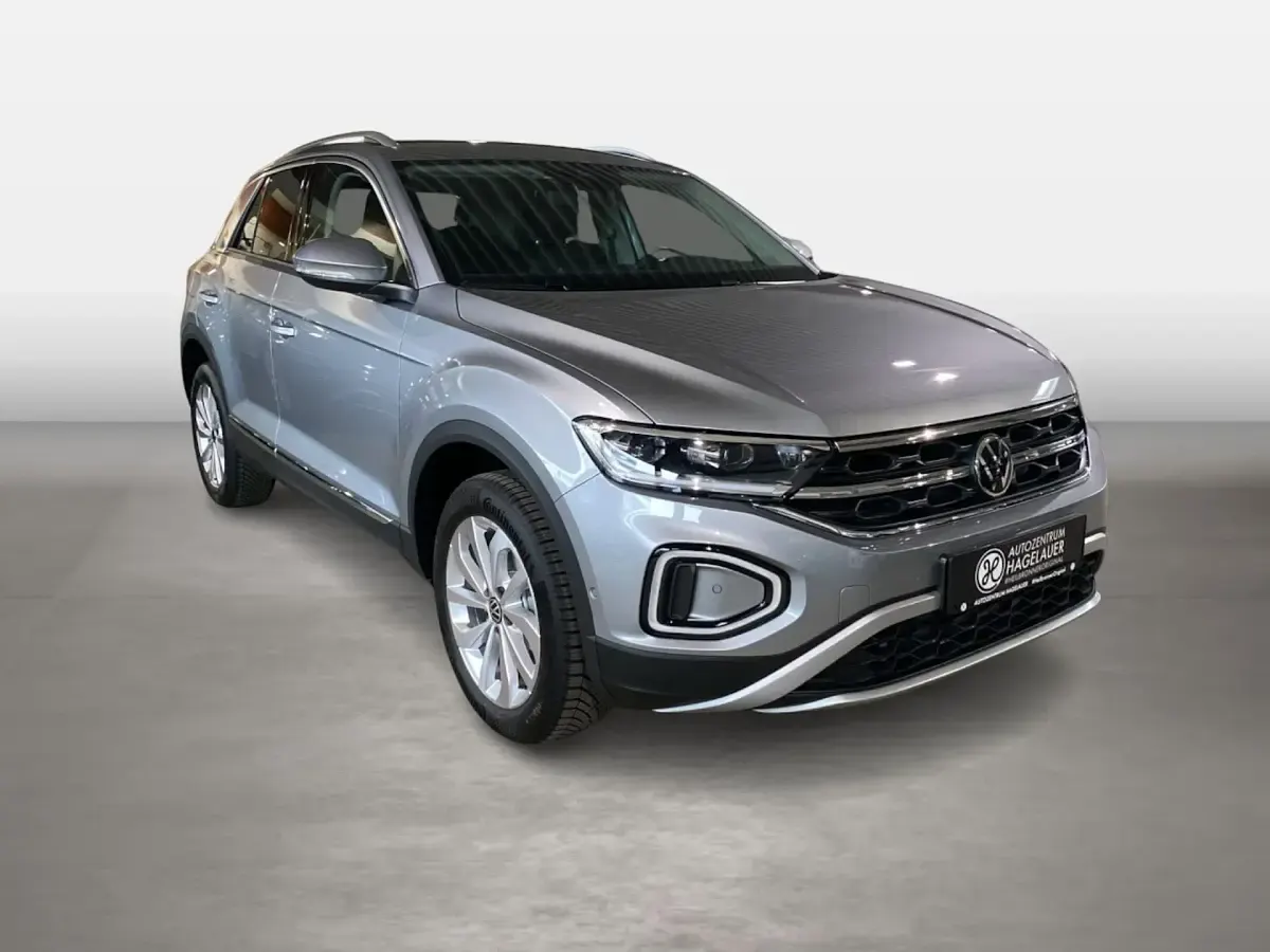 Second-hand VW T-Roc Style 150 CP (110 kW) 2025 SUV