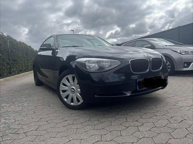 Gebraucht BMW 116 136 PS (100 kW) 2015 Schwarz Kleinwagen
