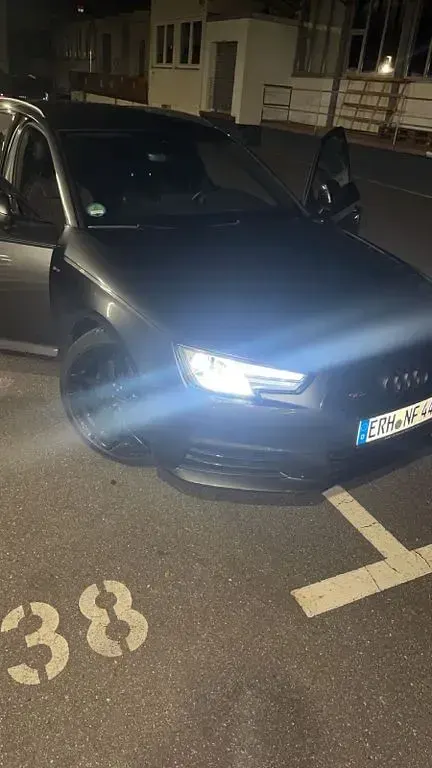 Gebraucht Audi A4 S-Line 150 PS (110 kW) 2018 Grau Kombi