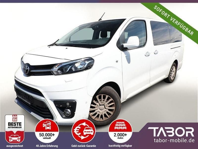 Weiss Gebraucht 2019 Toyota Proace Verso Kombi | 21.988 € (Fairer Preis) - Bild 1/4