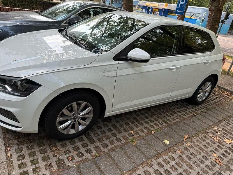 Gebraucht VW Polo Active 95 PS (69 kW) 2021 Weiß Kleinwagen