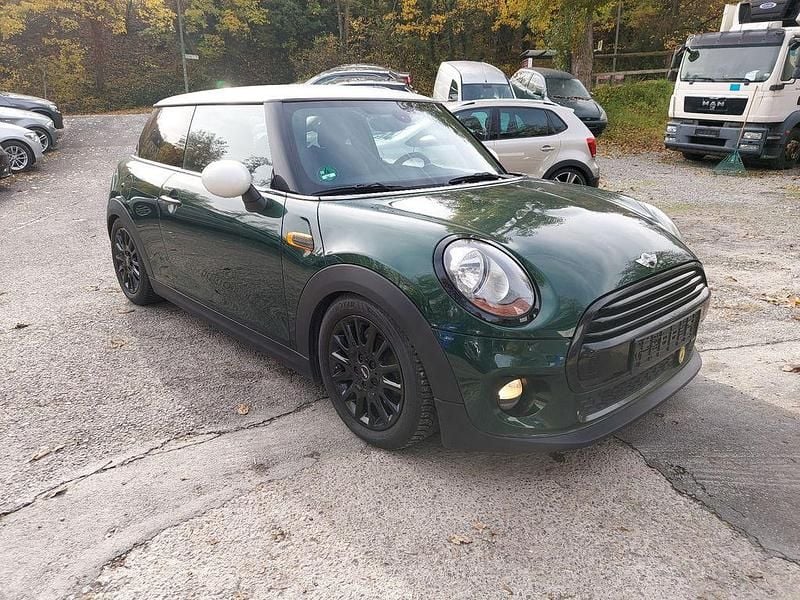 Grün Gebraucht 2017 Mini Cooper Kleinwagen | 10.750 € (Guter Preis) - Bild 1/4