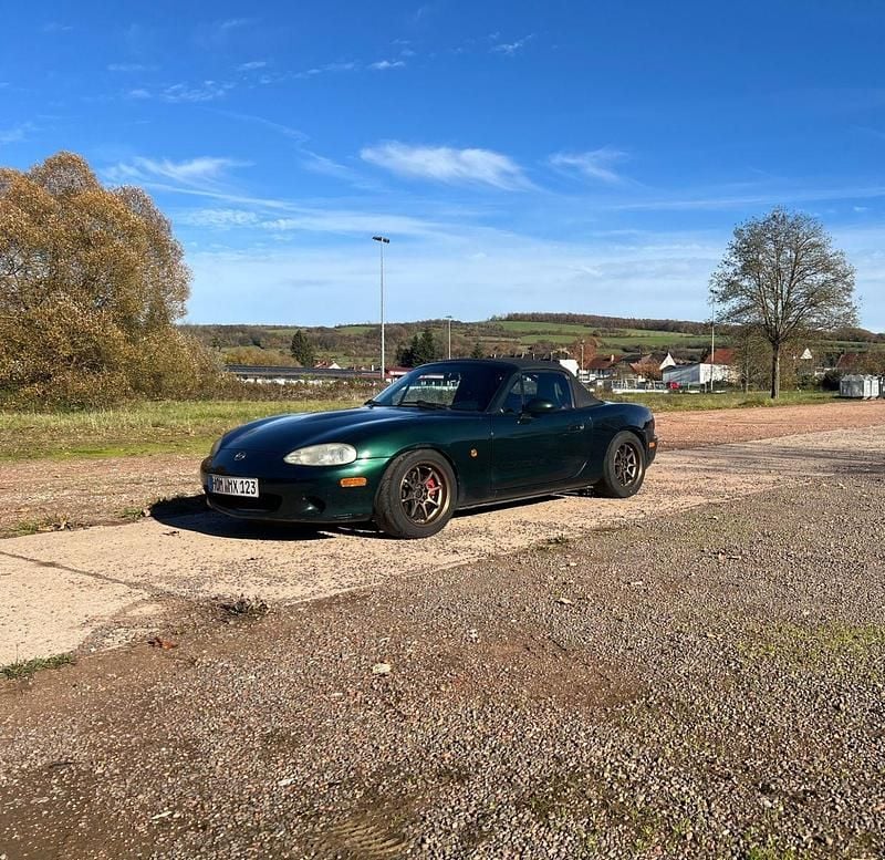 Grün Gebraucht 2001 Mazda MX5 Sportive Cabrio | 9.000 € (Fairer Preis) - Bild 1/4