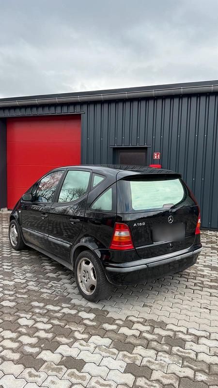 Gebraucht Mercedes A160 100 PS (73 kW) 2000 Schwarz Kleinwagen