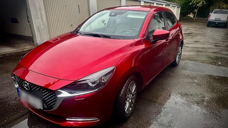 Rot Gebraucht 2020 Mazda 2 Edition Kleinwagen | 14.800 € (Fairer Preis) - Bild 1/4