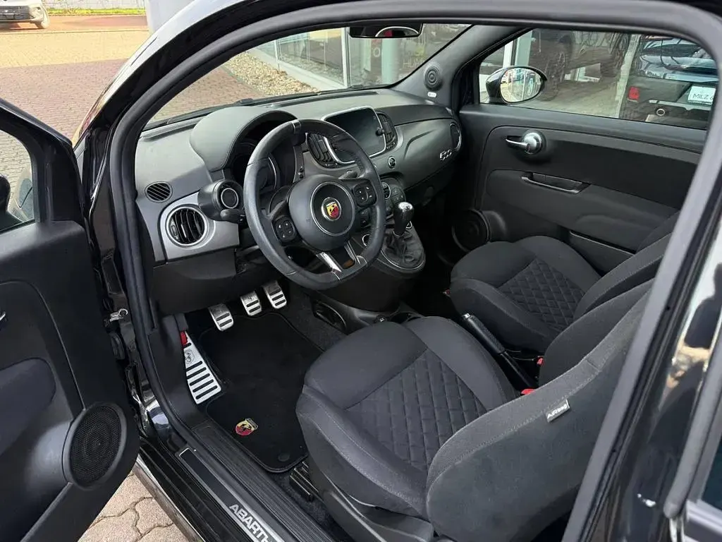 Gebraucht Abarth 500 Pista 165 PS (121 kW) 2020 Schwarz Kleinwagen