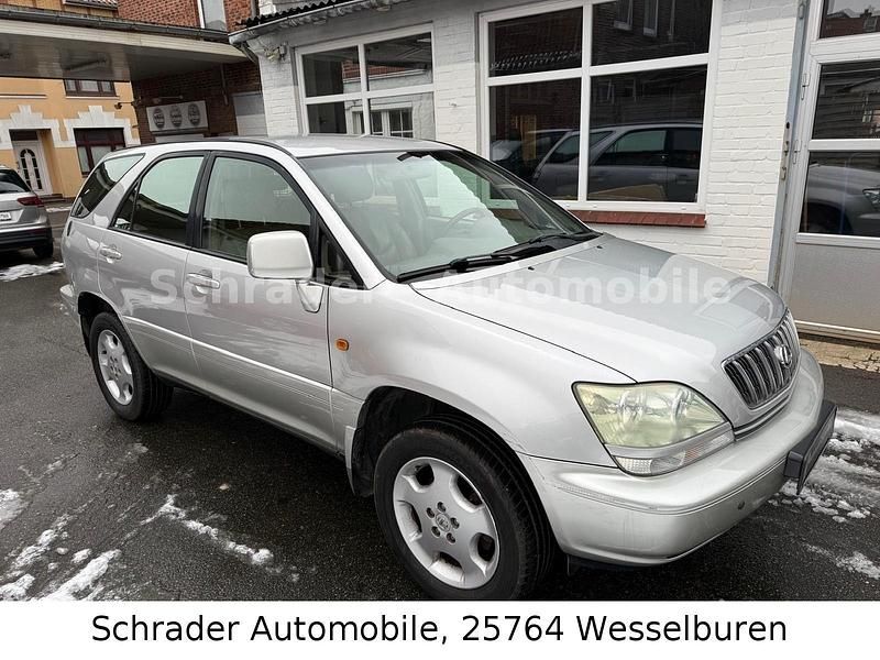 Gebraucht Lexus RX300 201 PS (147 kW) 2002 Silber SUV