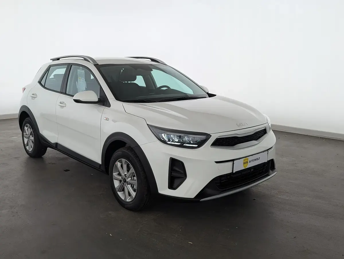 Gebraucht Kia Stonic 79 PS (58 kW) 2026 Clear white SUV