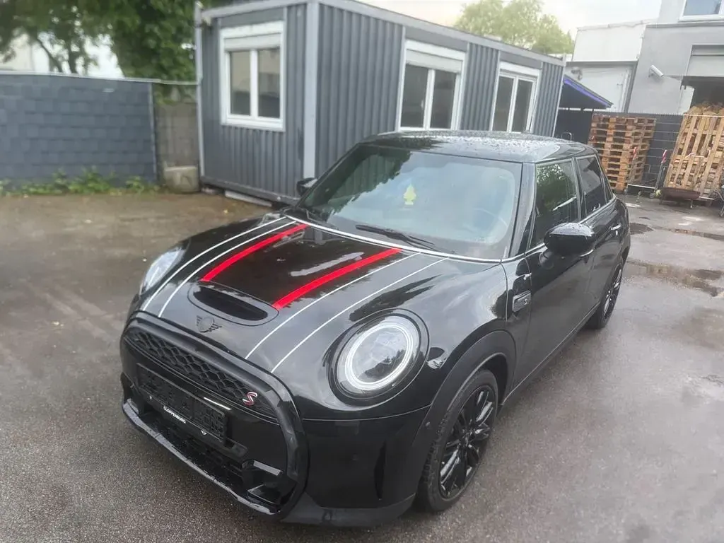 Gebraucht Mini Cooper S Classic 178 PS (130 kW) 2022 Schwarz Kleinwagen