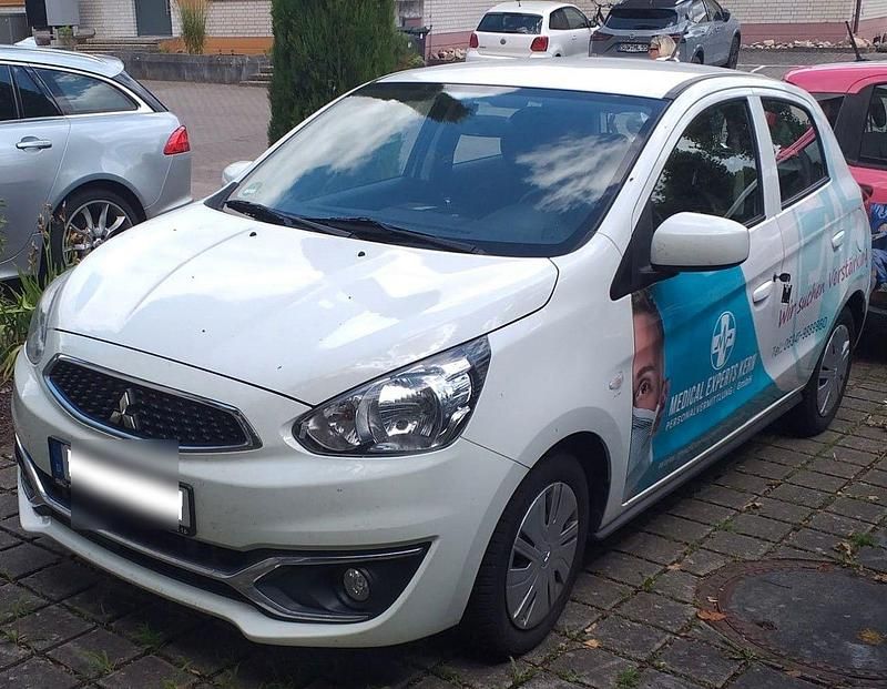 Weiß Gebraucht 2020 Mitsubishi Space Star Kleinwagen | 6.500 € (Guter Preis) - Bild 1/4