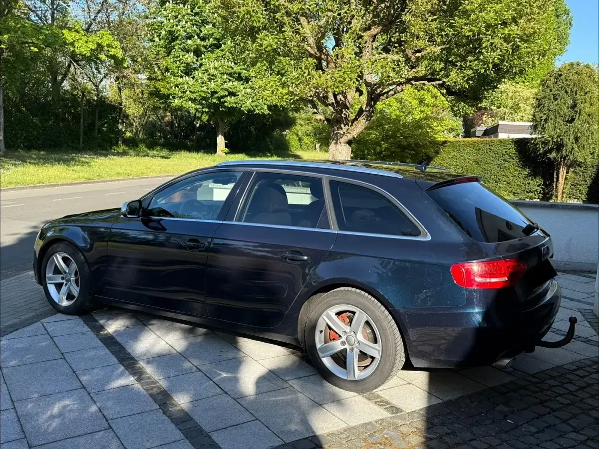 Usata Audi A4 Sport 239 CV (175 kW) 2011 Blu Station wagon