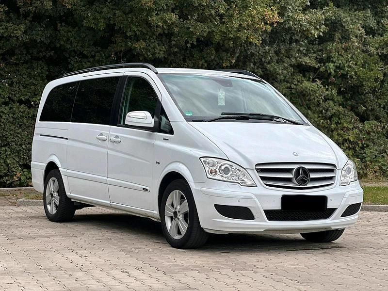 Weiß Gebraucht 2014 Mercedes Viano Van / Kleinbus | 16.950 € (Fairer Preis) - Bild 1/4