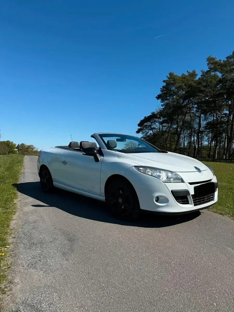 Gebraucht Renault Mégane Cabriolet 130 PS (95 kW) 2010 Weiß Cabrio