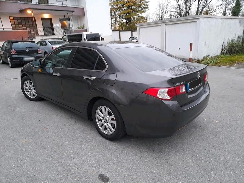 Gebraucht Honda Accord 150 PS (110 kW) 2009 Limousine