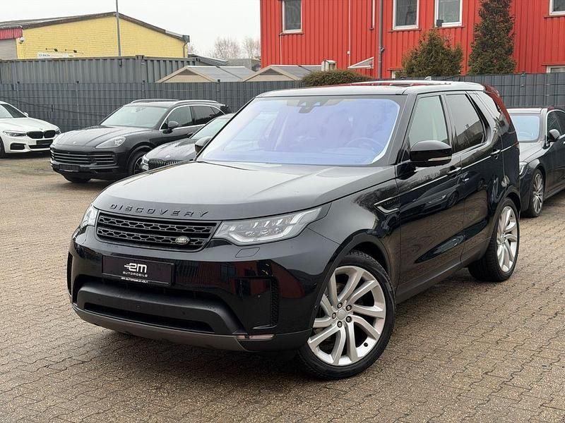 Schwarz Gebraucht 2017 Land Rover Discovery 5 First Edition SUV | 29.990 € (Guter Preis) - Bild 1/4
