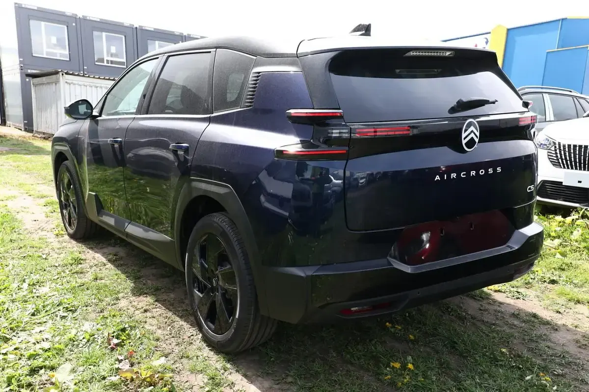 Neu Citroën C5 Aircross 145 PS (106 kW) 2026 Eclipse blau metallic SUV