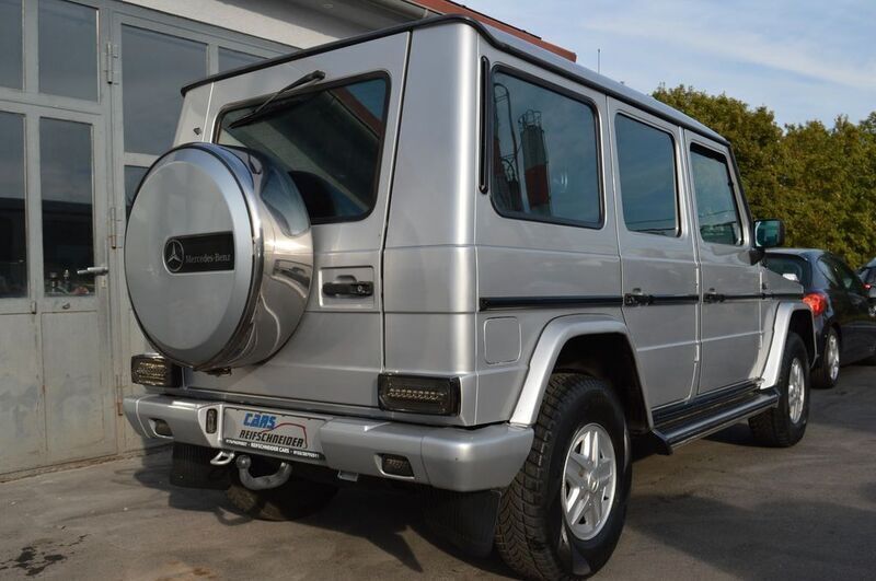 Gebraucht Mercedes G300 170 PS (125 kW) 1990 Silber metallic SUV