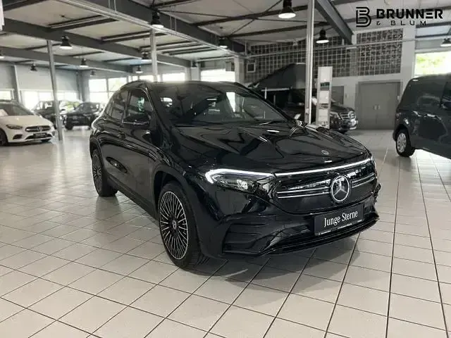 Gebraucht Mercedes EQA350 AMG 214 kW (292 PS) 2023 Lack kosmosschwarz SUV