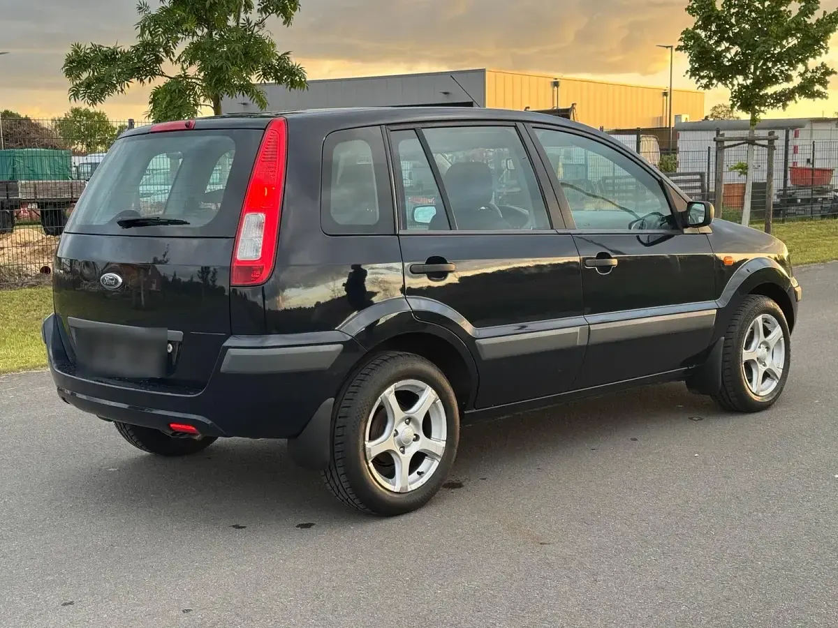 Gebraucht Ford Fusion 80 PS (58 kW) 2007 Blau Kleinwagen